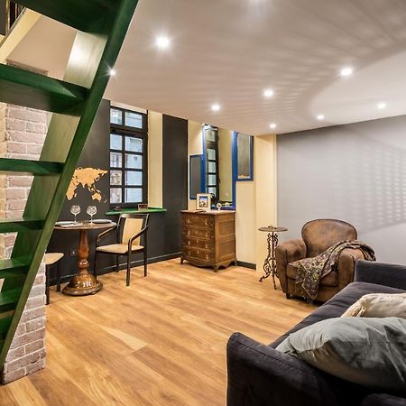 Unique & Stylish - Home Of Traveler In City Center Budapest Exteriör bild